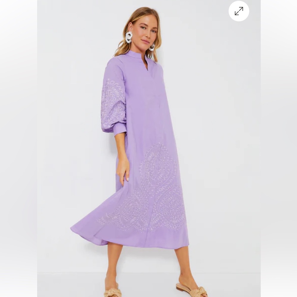 💜HYACINTH HOUSE💜
Embroidered Wisteria Caftan